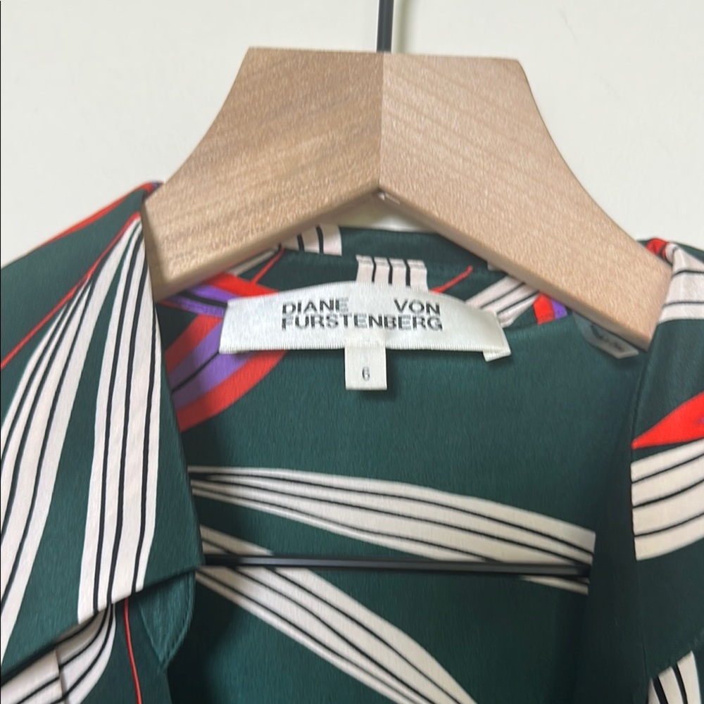 Diane Von Furstenberg Von Quincy Hunter Size 6 - Picture 2 of 9